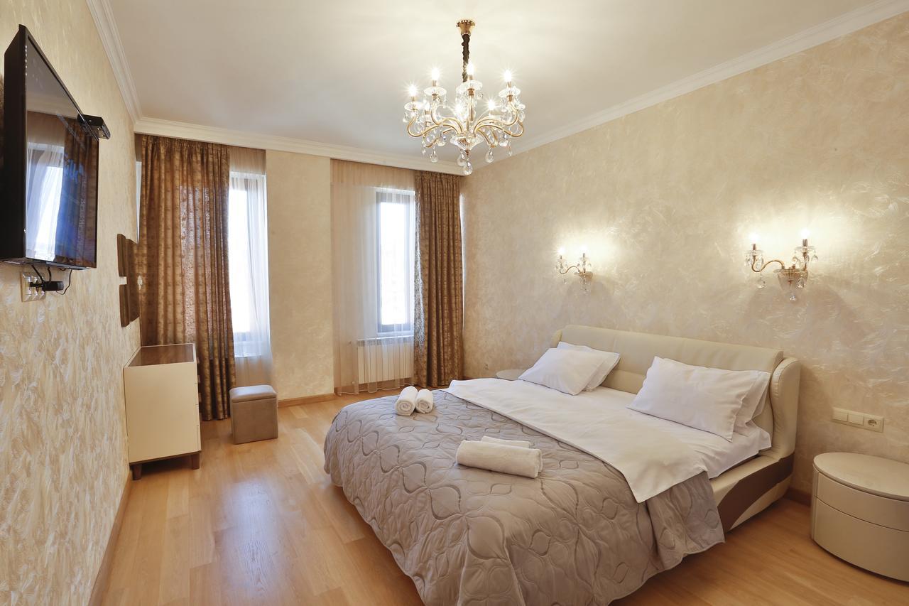 Serviced Apartment On Rustaveli Avenue Tbilisi Zewnętrze zdjęcie