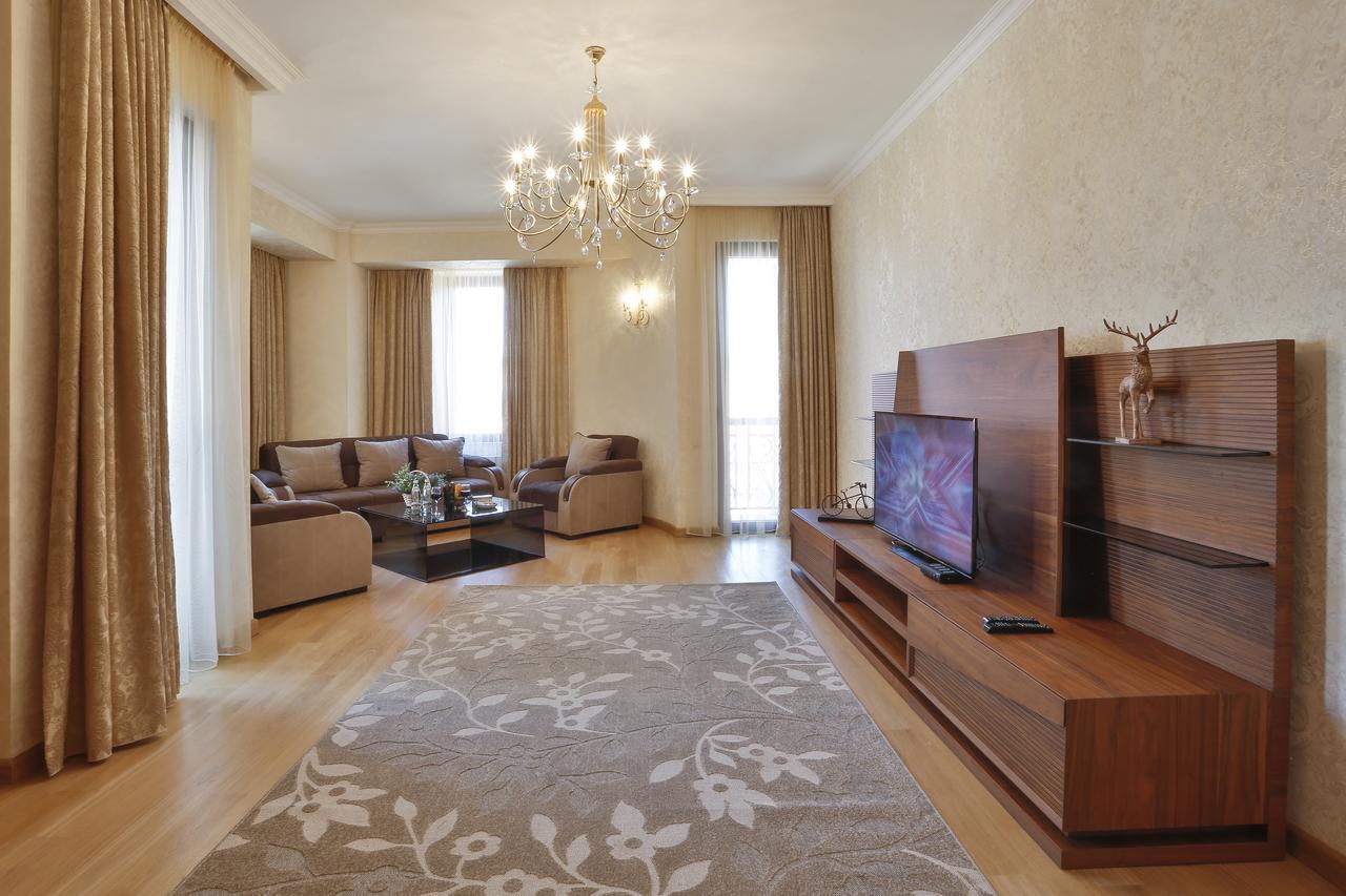 Serviced Apartment On Rustaveli Avenue Tbilisi Zewnętrze zdjęcie