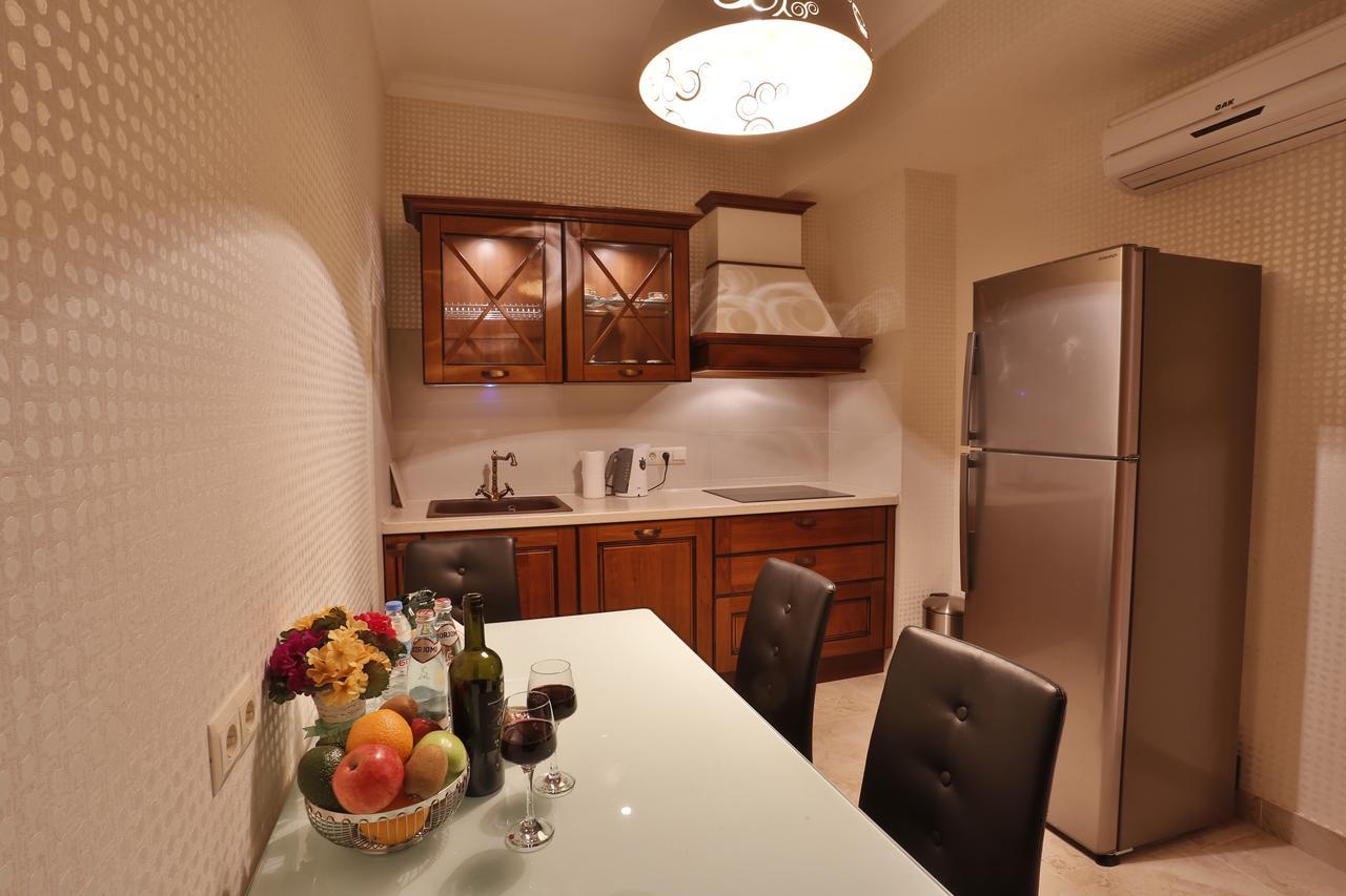 Serviced Apartment On Rustaveli Avenue Tbilisi Zewnętrze zdjęcie